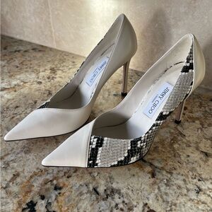 Jimmy Choo Cream and Black Snakeskin Patterned Heels Pumps